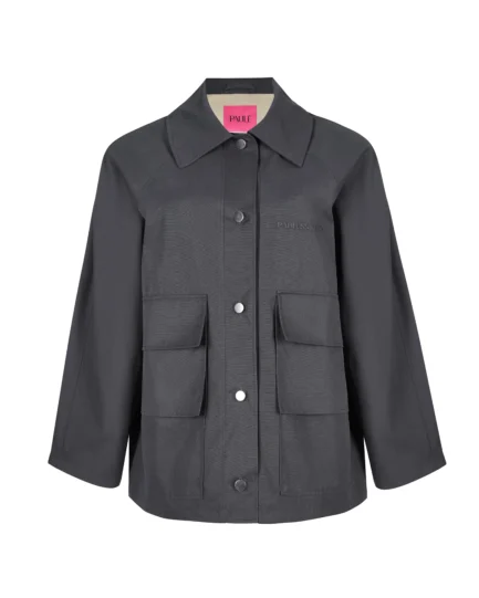 Striukė su kišenėmis